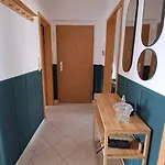 Pitstop Apartment *